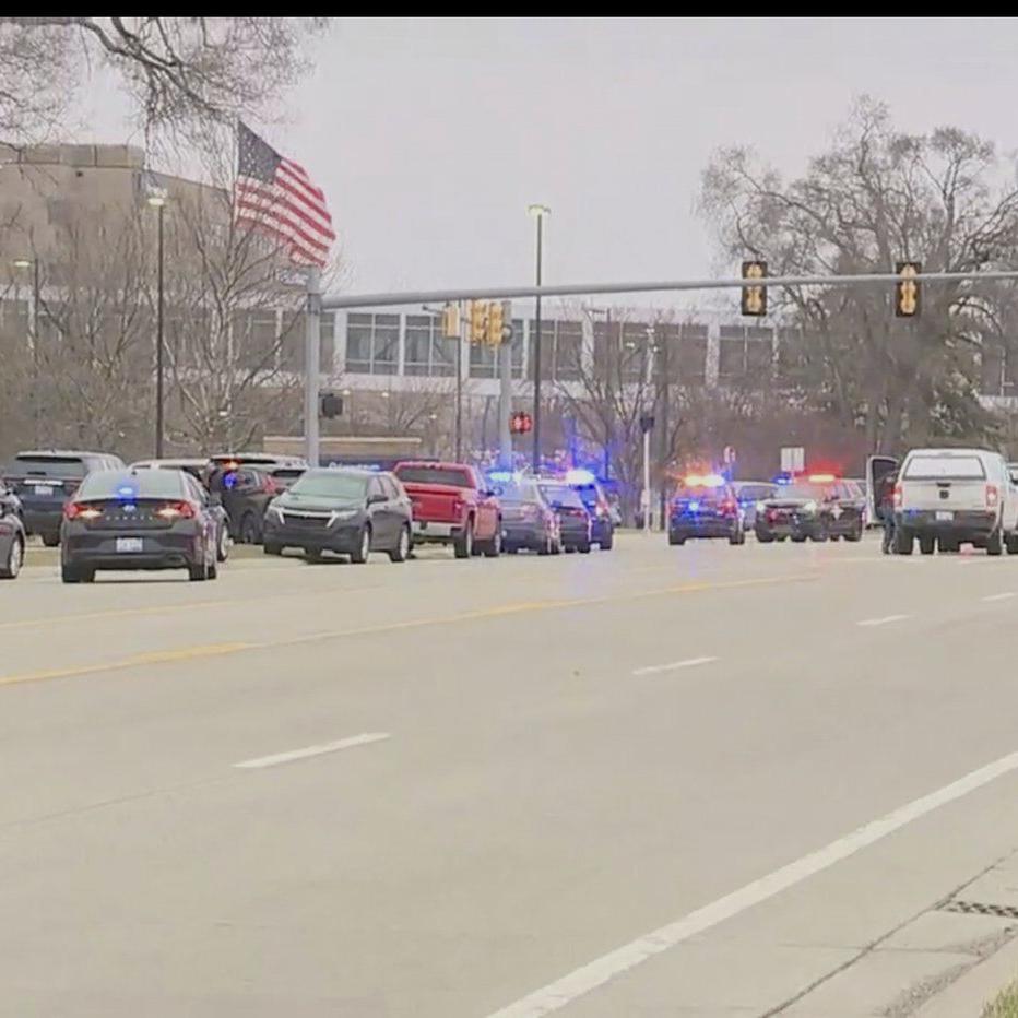 Detroit-area hospital resumes operations after an employee is shot in the parking garage